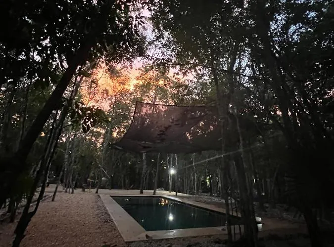 Glamping Mayan Glam